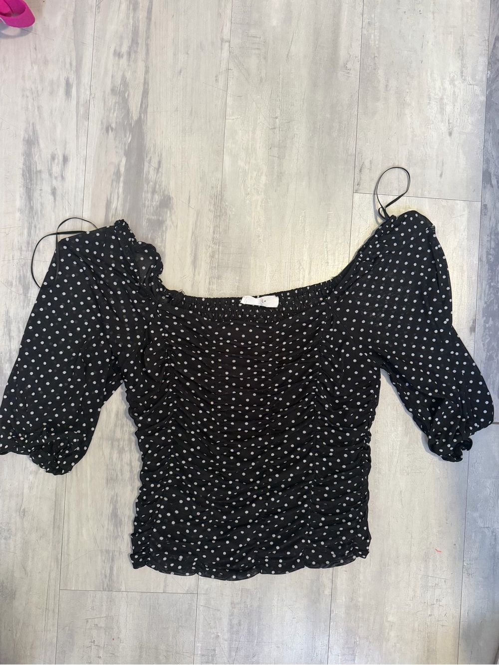 Black Polka Dot Ruched Puff Sleeve crop Top
